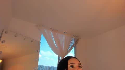 Ari online show from September 10, 9:04 pm