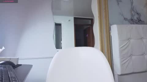 Cerecita  online show from April 15, 12:22 am