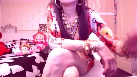 Cerise online show from February 20, 1:59 am