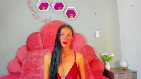 C H A N E L online show from March 3, 7:35 pm