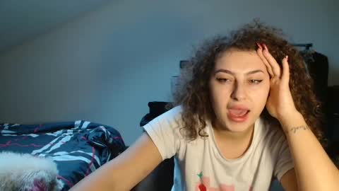 Stephanieblisss online show from January 10, 10:17 am