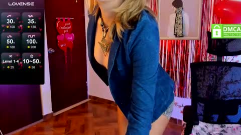 chanell online show from February 15, 11:06 am