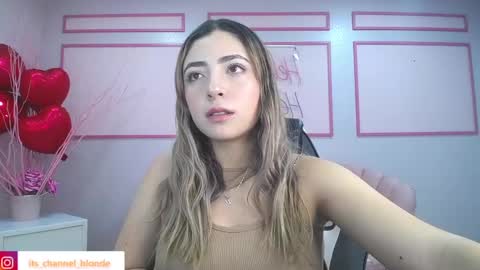 channel_blonde_a online show from March 1, 5:05 pm