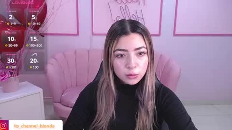 channel_blonde_a online show from February 15, 4:56 pm