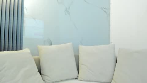 channelcox18 online show from January 14, 4:36 am