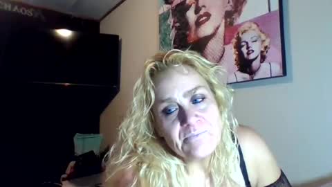 Ms. Behaving online show from September 17, 7:17 am