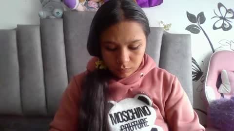 charis 2 online show from April 14, 6:52 pm