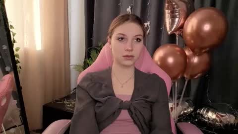 Ariel online show from February 25, 11:09 am