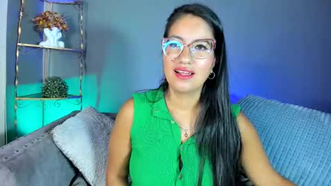 charlhot_ online show from November 9, 2:02 pm