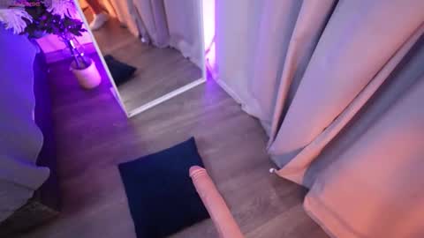 Char 3  Lets go for the 100 Thumb-Up   online show from October 2, 4:39 am