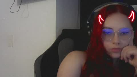 Charlotte 3 online show from June 28, 2:51 am
