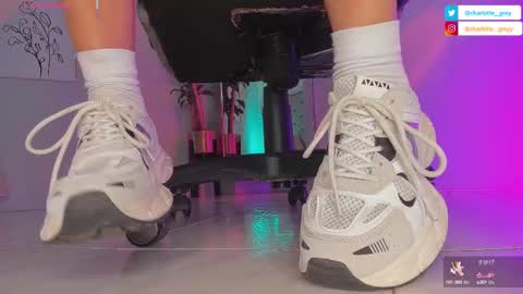 charlotte  grey online show from September 9, 8:19 pm