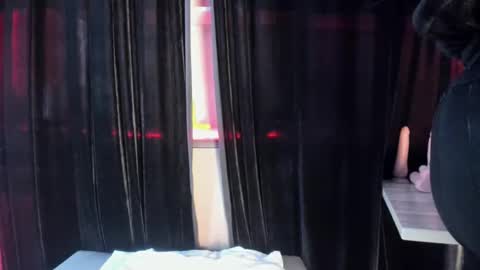  CHARLOTTE BROWN  online show from February 1, 10:26 am