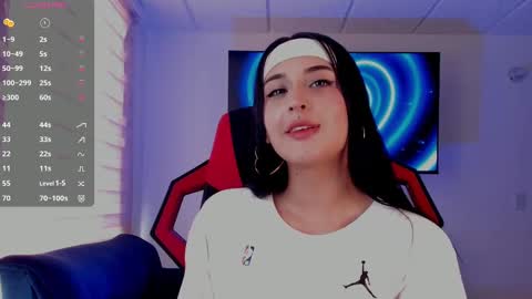 Charlotte  online show from September 18, 8:18 pm