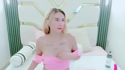 Charlotte online show from October 25, 2:08 am