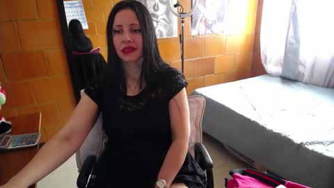 Charlotte online show from December 21, 2:15 pm