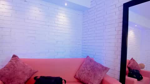 Charlotte  Everyday From 0700 to 1300 Col Time online show from September 18, 11:31 am