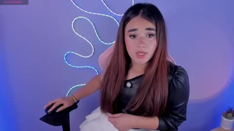 Charlotte Bloom online show from April 18, 8:42 pm