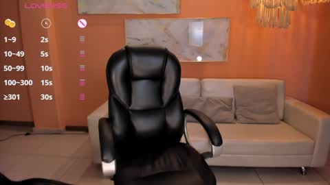 Charlotte online show from January 19, 11:34 am