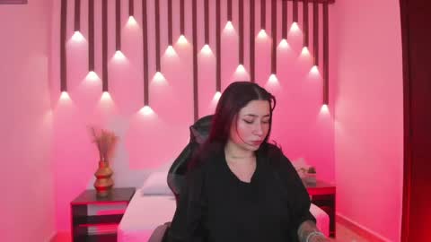 Charlottee online show from April 21, 2:15 am