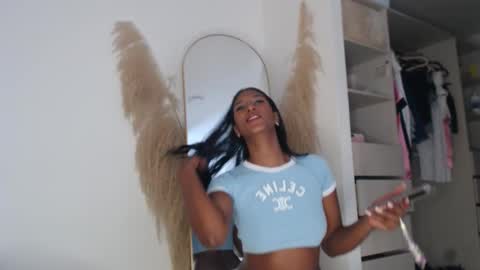 charlottehorny1 online show from January 14, 9:41 pm