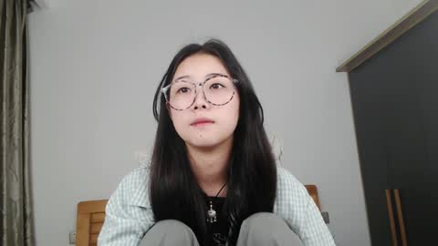 Charlotte online show from December 8, 1:58 pm