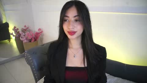 Lauren Rus online show from July 15, 12:43 pm