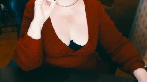 CharlotteXTasty online show from December 3, 7:55 pm