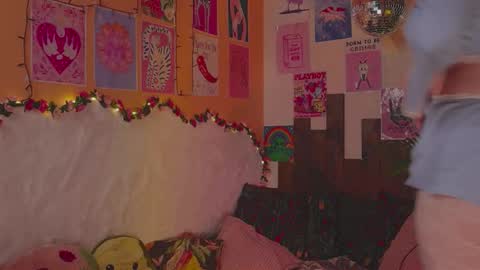 Lissa online show from February 8, 4:11 pm