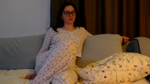 katie online show from February 6, 4:43 pm