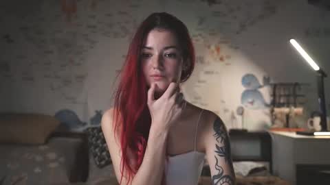 Belle and Miley online show from October 27, 6:03 pm