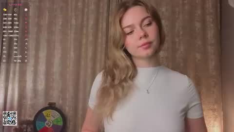 Emilia online show from July 19, 4:37 am