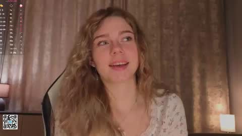 Emilia online show from July 12, 4:35 am