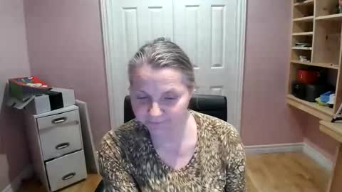 chealsiek online show from January 10, 1:43 am