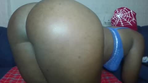 cheeky_charms online show from February 5, 9:07 pm