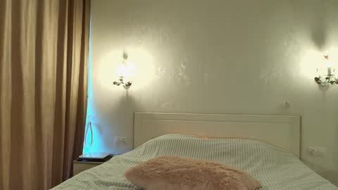 Amelia online show from March 31, 5:51 am