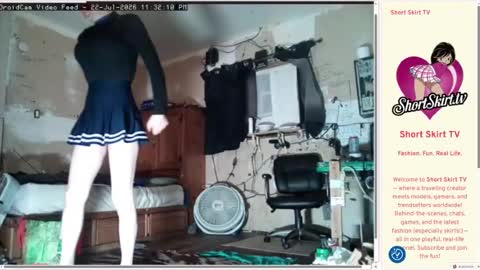 cheerleader_crossdresser online show from July 23, 6:32 am