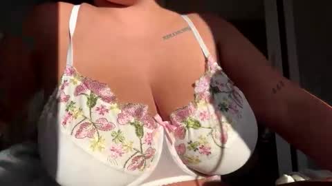 Chelsea online show from September 21, 4:16 pm