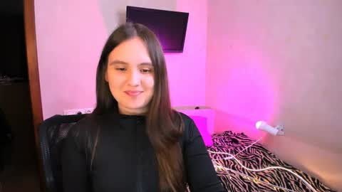 Chelsy  Luxe  online show from July 18, 11:13 am