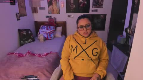 cherry_blushh online show from February 9, 5:15 pm