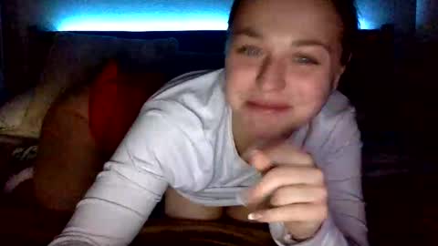 cherrybaby690 online show from December 18, 5:21 pm