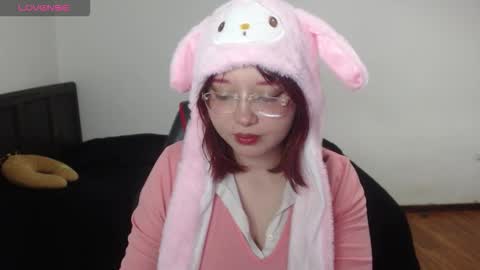 lily rous online show from March 3, 12:05 am