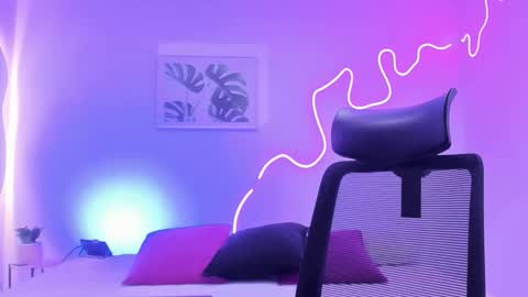 C H E R R Y online show from November 14, 11:54 am