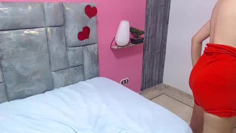 cherrysweet_0 online show from March 11, 1:01 pm