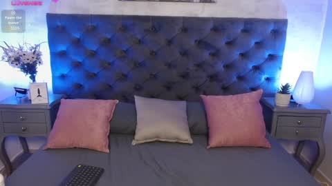 cheryelfox online show from December 16, 9:20 pm