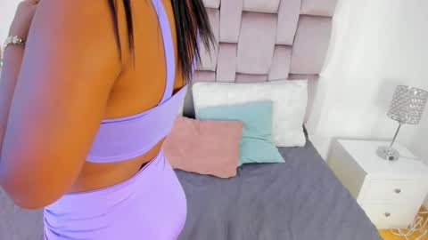 Chiki online show from September 15, 8:05 pm