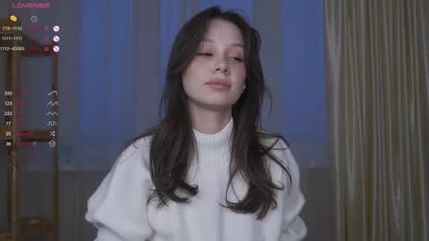 Nicole online show from November 13, 5:06 am