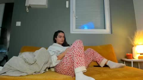 yoursensualparadise online show from October 25, 8:11 am