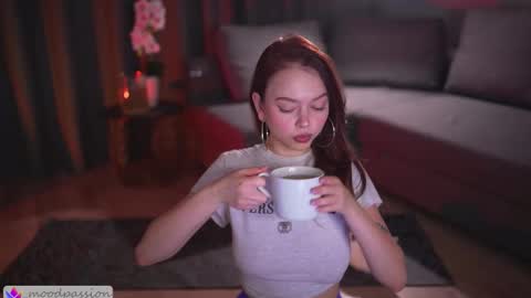 chillwithstacy online show from October 9, 9:08 pm