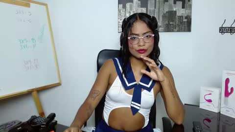 Abby 19 years online show from September 12, 6:15 pm